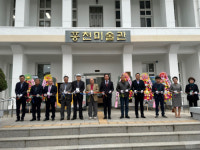 [포토뉴스]홍천칠묵회 서예전 개최