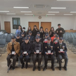 춘천시청소년문화의집 ‘더 히어로’ 감사패 사진 전달식