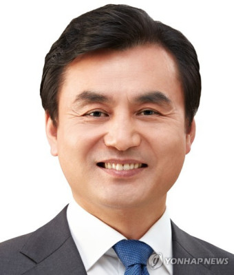 [속보]민주당, 총선 전략공천관리위원장 자리에 안규백 임명