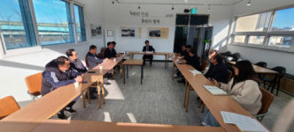 [포토뉴스]강원중기청 동해북평시장서 소상공인 민생경청 간담회
