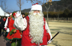 [화천산천어축제] 화천서 파크골프 치는 ‘진짜 산타’