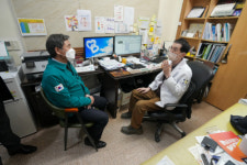 [포토뉴스]서흥원 양구군수, 병의원 관계자 격려