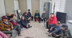 [포토뉴스] 국민의힘 한기호 후보 장수식당 배식봉사