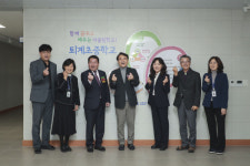 김진태 강원지사·신경호 교육감, 늘봄학교 1일 강사로 변신