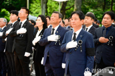 [포토뉴스] 화천군 제69회 현충일 추념 행사
