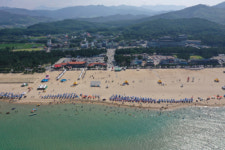 [동해안 해수욕장 개장]국민 관광지 제2호 망상해변 자리잡은 동해