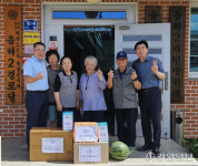 [포토뉴스] 횡성새마을금고, 경로당 여름나기 위문