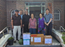 [포토뉴스] 횡성새마을금고, 경로당 여름나기 위문