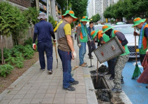 [포토뉴스]북삼동지역자율방재단 배수시설 점검