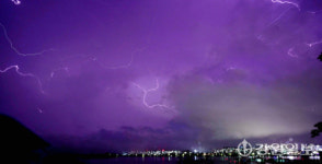 [포토뉴스] 벼락 말고 돈벼락을 내려주세요