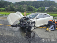 [포토뉴스] 횡성 공근 승용차 충돌