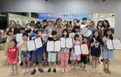 어울릴 수록 더 좋은 사회  “함께 수영하며 배웠어요”