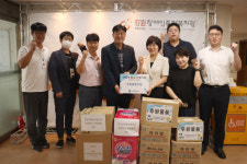 [포토뉴스]건강보험심사평가원 강원본부, 강원도장애인종합복지관에 후원품 전달
