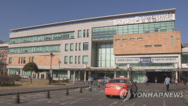 [2보]서울대병원 암센터 2층서 연기…640명 긴급 대피