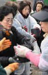 [포토뉴스]대한민국전몰군경미망인회 강원자치도지부 사랑의 연탄나눔
