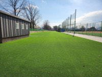 춘천 고구마섬 야구장 대기공간 인조잔디 설치 완료