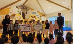 [포토뉴스] 하이원정선 어린이집, ‘다(多)가치, 다같이 플리마켓’ 수익금 희망 2025 나눔캠페인 성금 기탁