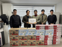 [포토뉴스]한국산업인력공단 강원지사, 춘천지역자활센터에 설명절 지원물품 기부