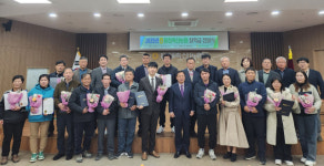 [포토뉴스] 홍천축협 조합원 자녀 장학금 전달식