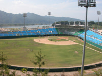 ‘부상 위험·관리 부담↑’ 의암야구장, 인조잔디 전환 필요성↑