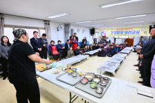 [포토뉴스]속초시 노학동 지역사회보장협의체, 건강밥상 요리교실 운영