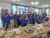 [포토뉴스]화천 바르게살기운동본부 간동면위원회, 어르신 행복 나눔 음식 대접