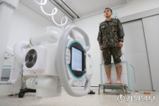 15사단 ‘승리·봉오의원 개원 1주년’ 주민진료 센터 호평