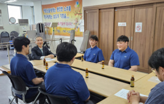 [포토뉴스]강원지방병무청, 사회복지시설 방문 사회복무요원 격려