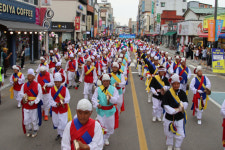 대선으로 갈라진 민심 양양문화제로 화합