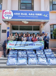 [포토뉴스]속초시 대포동 지역사회보장협의체, 취약계층에 냉감이불세트 지원