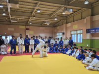 올림픽 금메달리스트, 춘천 유도 꿈나무에 ‘구슬땀 코칭’ 선보여