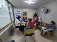 [포토뉴스]원주시 원인동지역사회보장협의체 주민 건강·복지상담