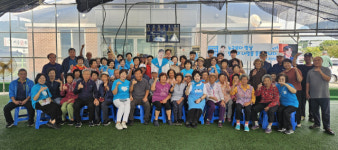 영웅시대 홍천방, 어르신 300명 초청 삼계탕 나눔 ‘훈훈’