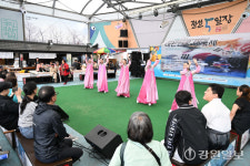 [포토뉴스] 정선아리랑장터에서 열린 2025 유네스코 대축제