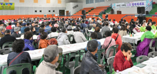 [포토뉴스]정선군, 임계면 경로잔치·찾아가는 복지박람회 개최