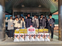 [포토뉴스]양구장로교회, 양구읍사무소에 쌀 기탁