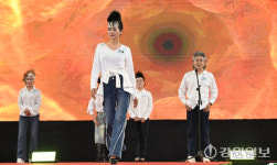 [포토뉴스]영포티 말고 영식스티? 시니어모델들의 멋진 워킹