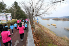 학생과 교사 학부모 함께 뛰며 건강한 소통 나눠요