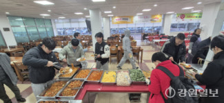 [포토뉴스]1,000원의 밥상