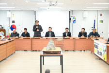 평창읍농촌중심지 운영위, 사랑의 꾸러미 전달식 개최