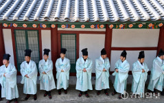 [포토뉴스] 춘천향교 춘기석전대제 봉행