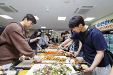 “천원의 아침 이어 2천원의 만찬”, 강원대 식비 지원 확대