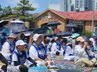[포토뉴스](사)전국장애인부모연대 강원지부, 강원도청 앞 오체투지 결의대회