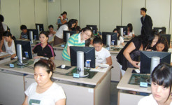 결혼 이민여성 컴퓨터 삼매경…영천시청 정보화 교육장