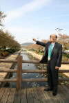 모전천 벚꽃심기 시작 이원식 전 점촌시장