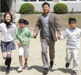 [선생님]산골분교 교사와 학생들
