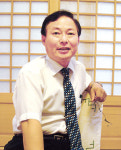“젊었을 땐 병원 실려갈 정도로 일했죠”
