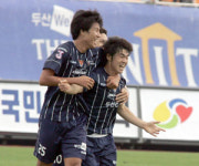 대구FC, '이영진 표 축구' 시동…홈 첫승
