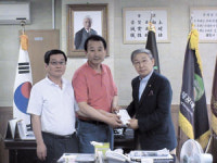 서문시장 4지구 성금 전달