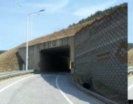 울진 성류굴 앞 국도 신·구 구간 통로 부실공사